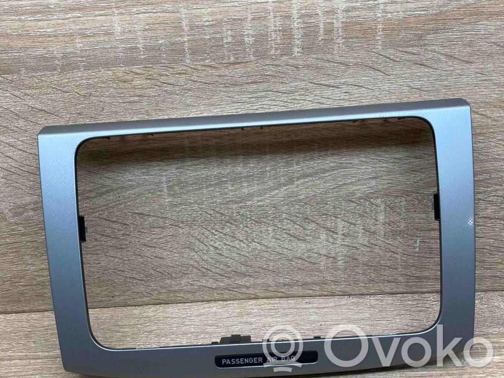 Volkswagen PASSAT B6 Radijos/ navigacijos apdaila 
