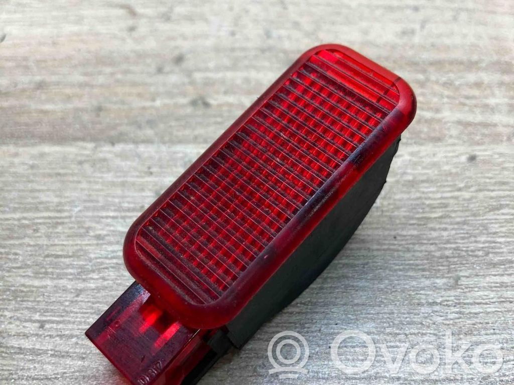 Audi A8 S8 D3 4E Luz interna puerta delantera 
