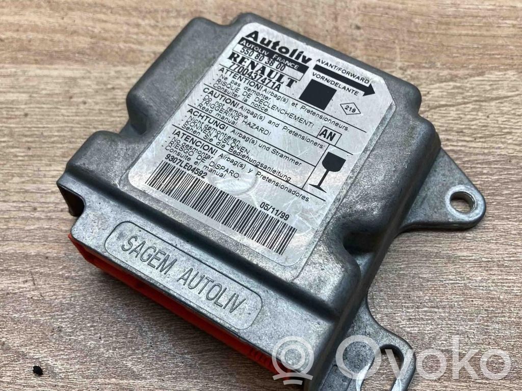 Renault Scenic I Unidad de control/módulo del Airbag 