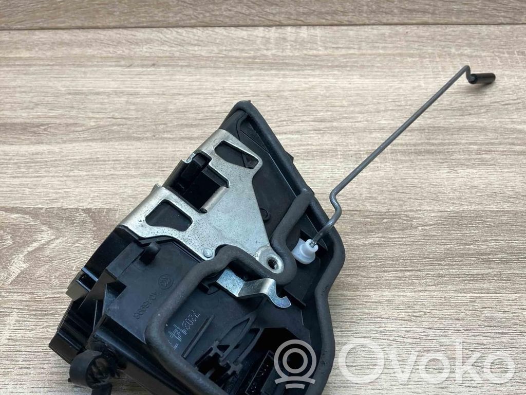 BMW X6 E71 Rear door lock 