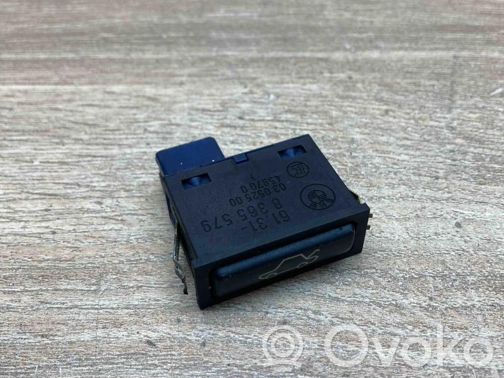 BMW 5 E39 Tailgate opening switch 