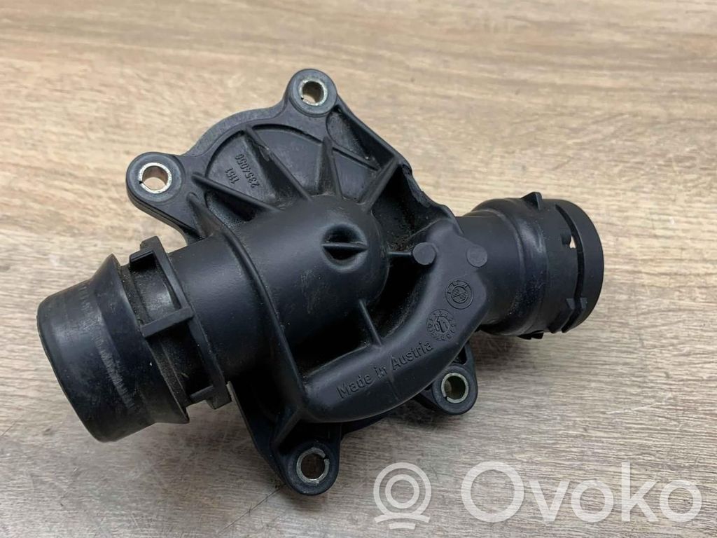 BMW 5 E39 Termostatas/ termostato korpusas 