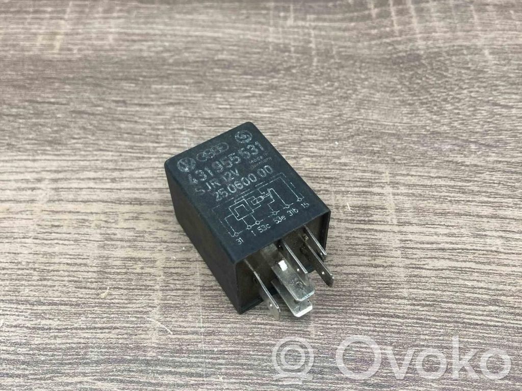 Audi 80 90 B3 Other relay 