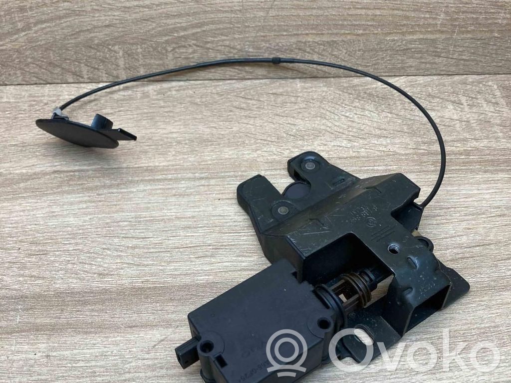 BMW 5 E39 Tailgate/trunk/boot lock/catch/latch 