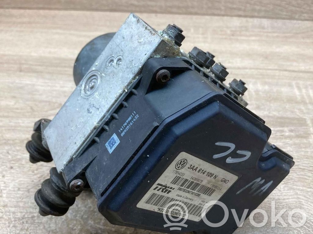 Volkswagen PASSAT B7 ABS Blokas 