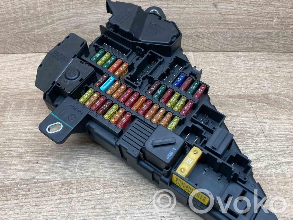 BMW 5 E60 E61 Fuse module 