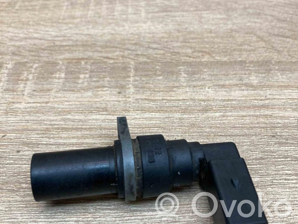 BMW 5 E39 Crankshaft speed sensor 