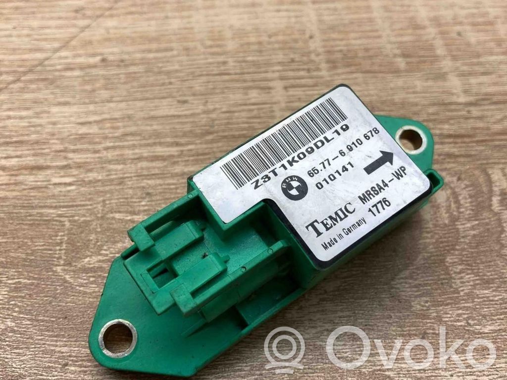 Airbag deployment crash/impact sensor   6910678