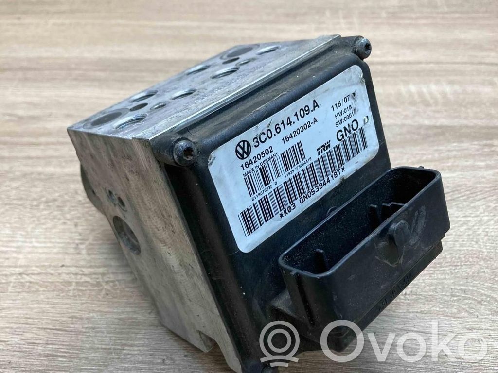 Volkswagen Passat Alltrack ABS bloks 