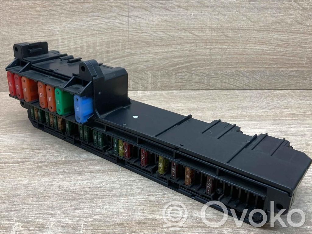 BMW 5 E60 E61 Fuse module 