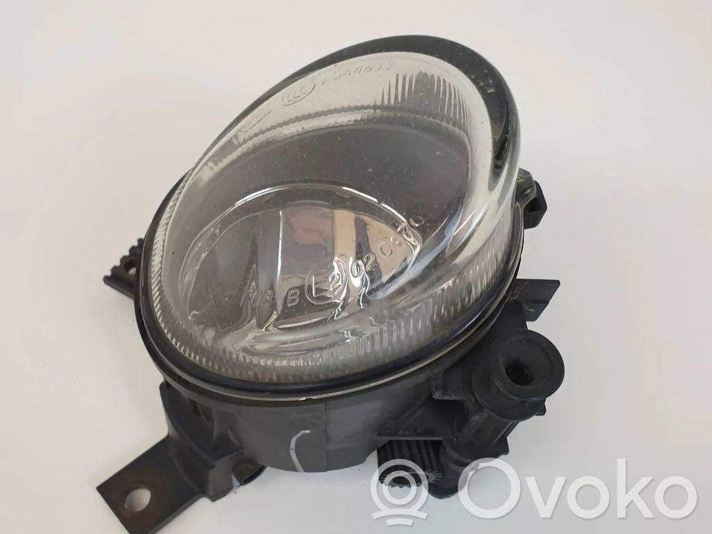 Audi A4 S4 B7 8E 8H Światło przeciwmgłowe przednie 