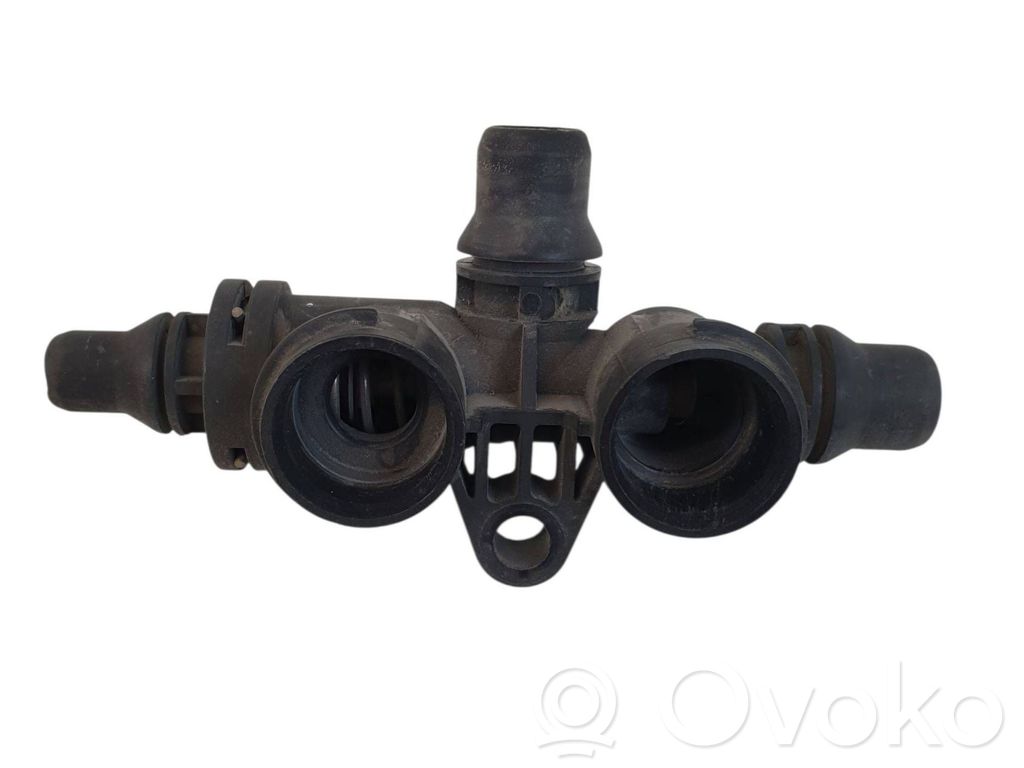BMW X5 E53 Thermostat/thermostat housing 