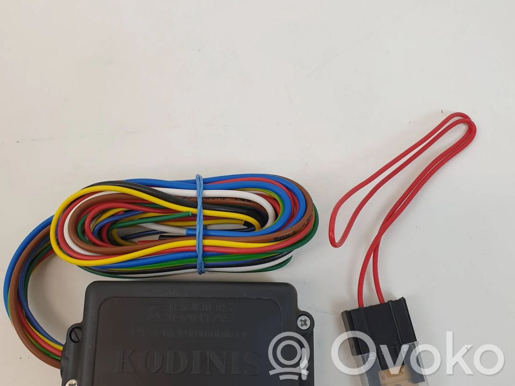 Volkswagen PASSAT B6 Day light relay 