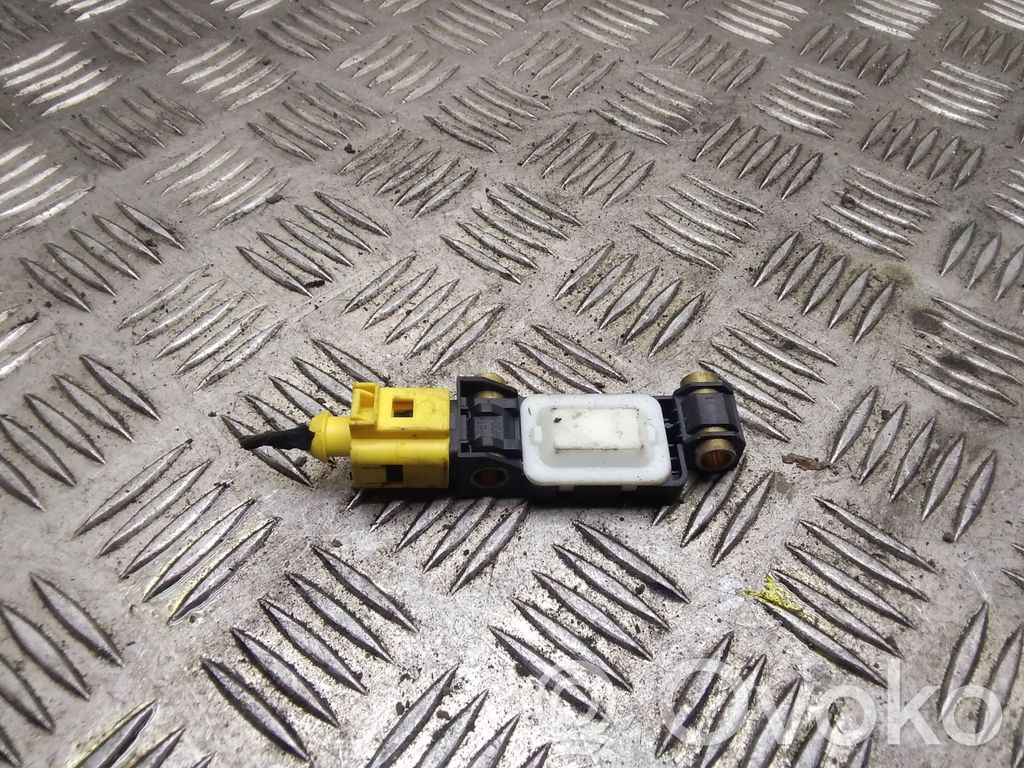 Audi A6 S6 C5 4B Airbagsensor Crashsensor Drucksensor 