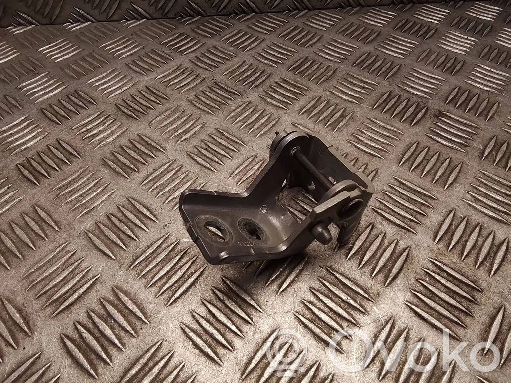 Peugeot 308 Rear door upper hinge 