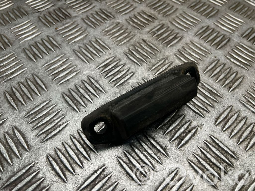 Interruptor para abrir la puerta trasera