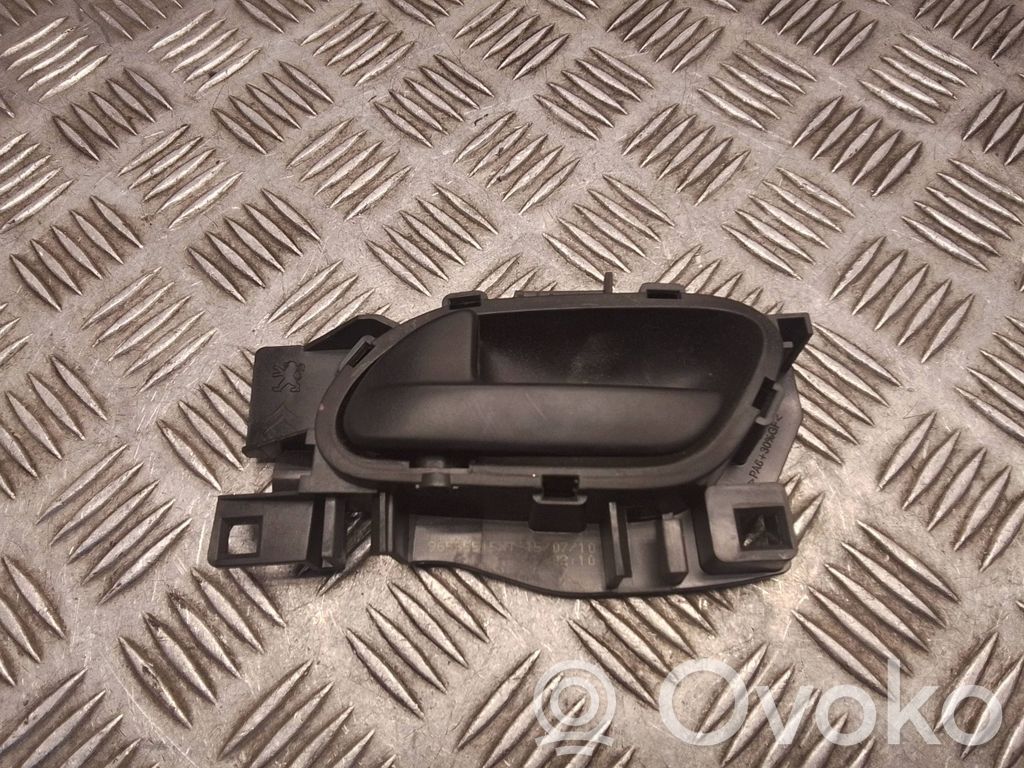 Citroen Berlingo Front door interior handle 