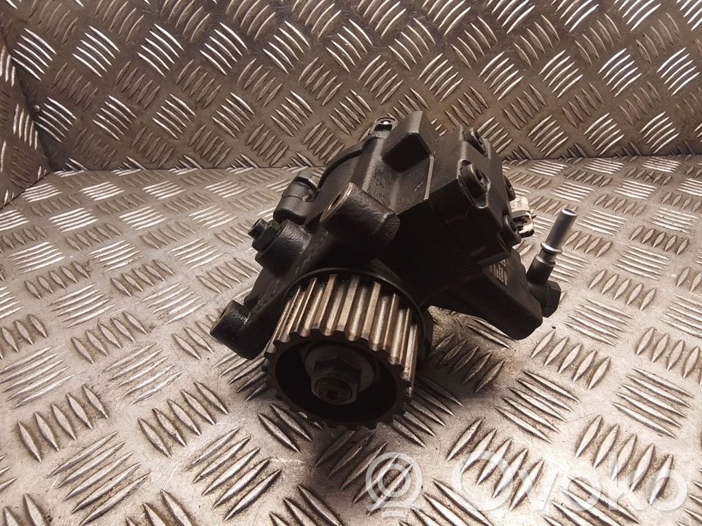 Nissan Qashqai Polttoaineen ruiskutuksen suurpainepumppu 