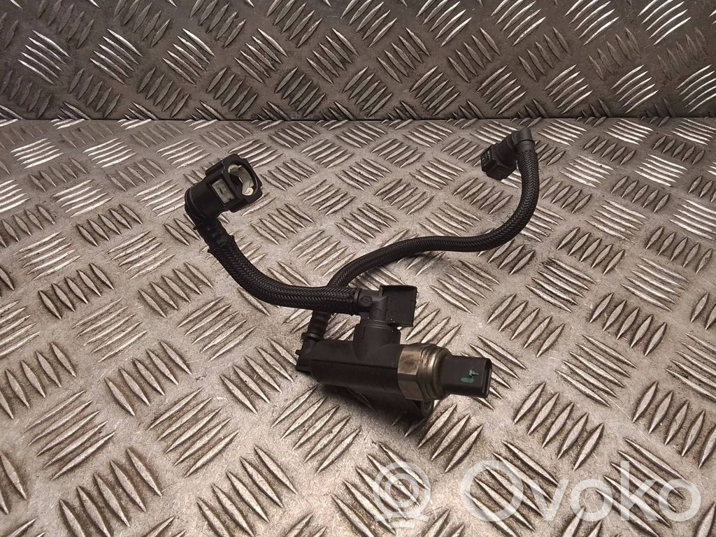 Peugeot 308 Fuel pressure sensor 