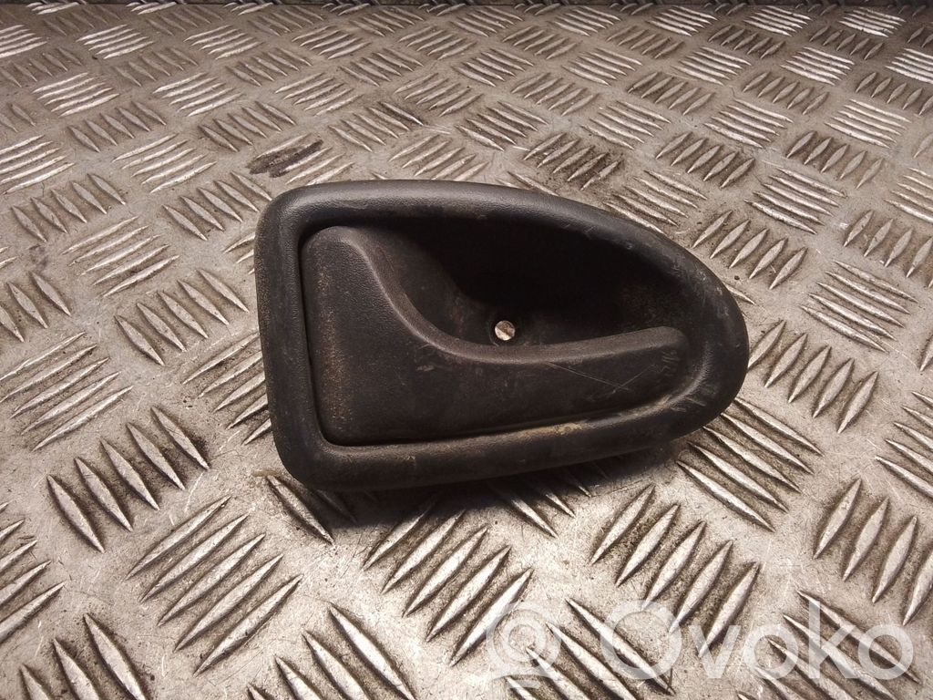 Opel Vivaro Loading door interior handle 