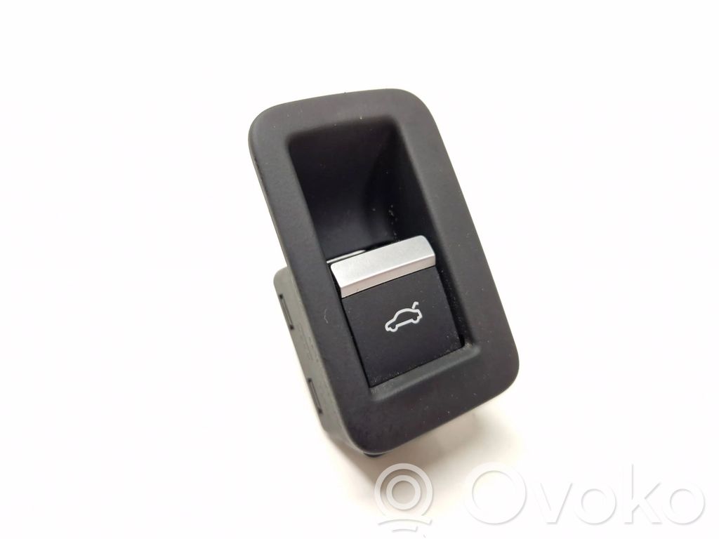 Audi A4 S4 B9 Tailgate opening switch 