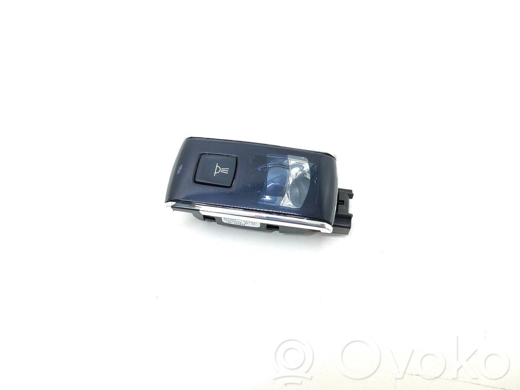 Peugeot 508 Rear seat light 