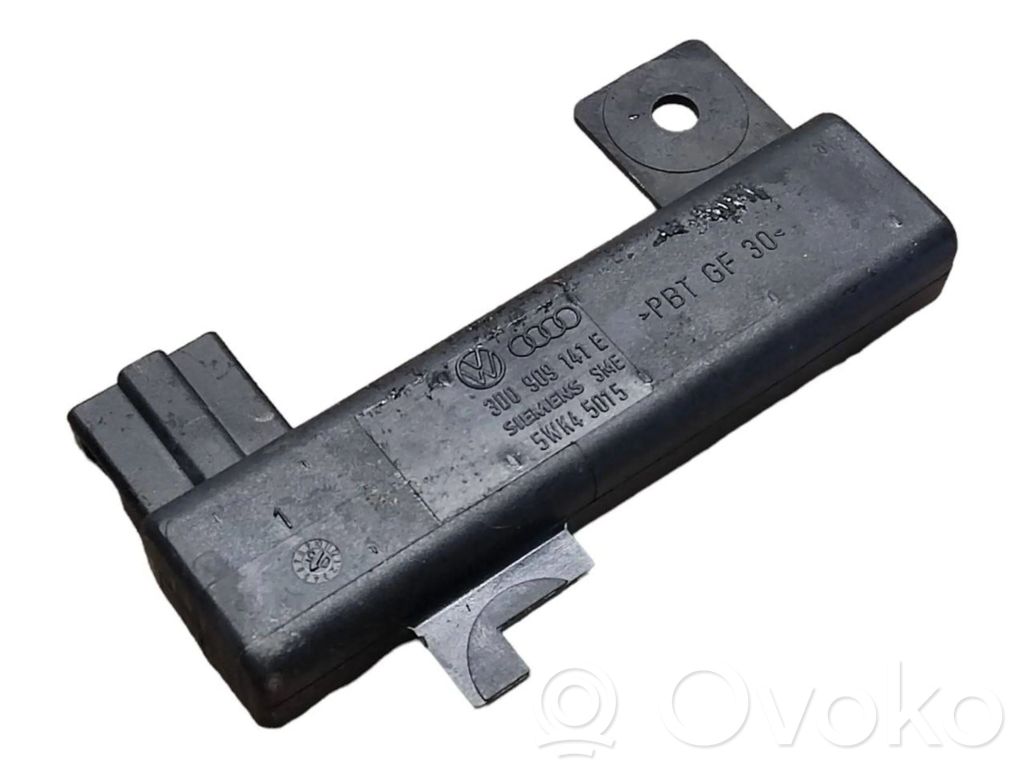 Volkswagen Touareg I Interior comfort aerial antenna 