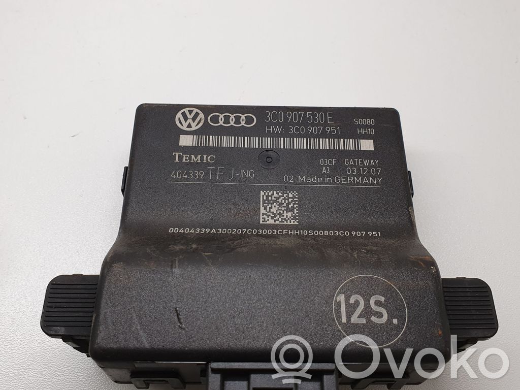 Volkswagen PASSAT B6 Gateway control module 