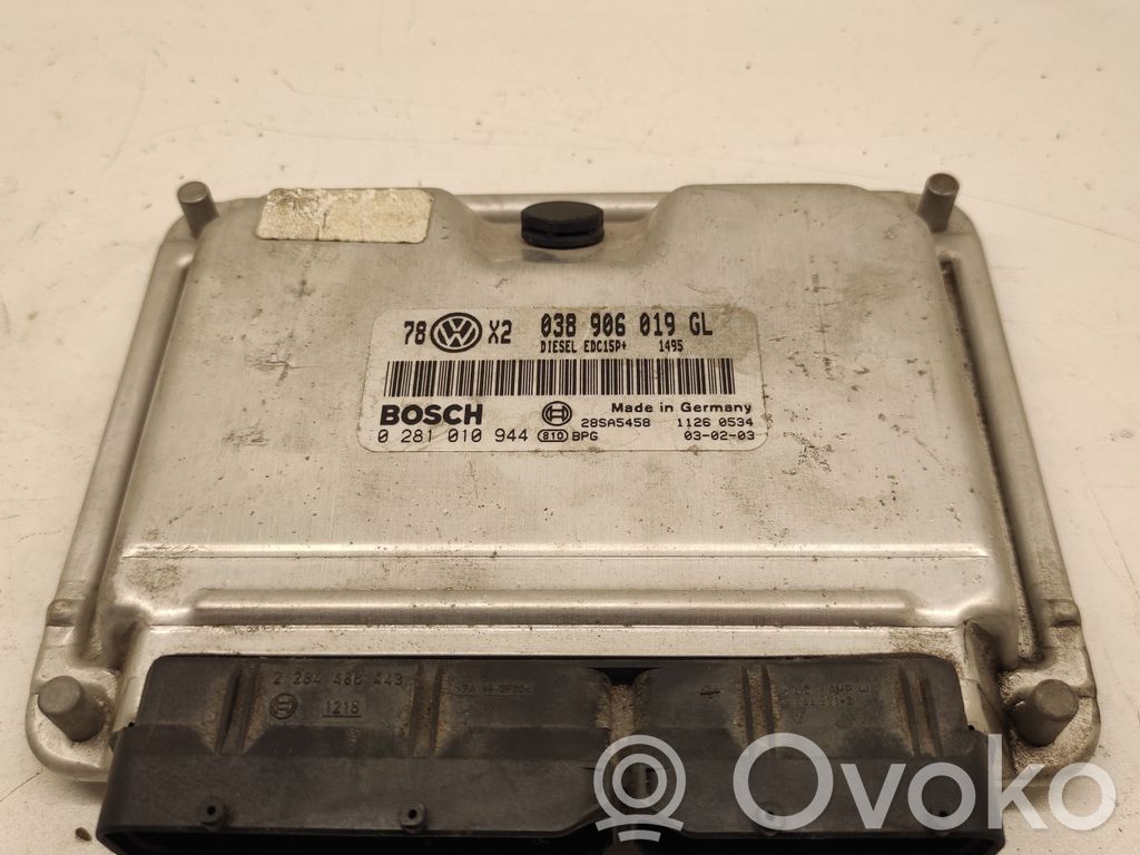 Audi A6 S6 C5 4B Engine control unit/module ECU 