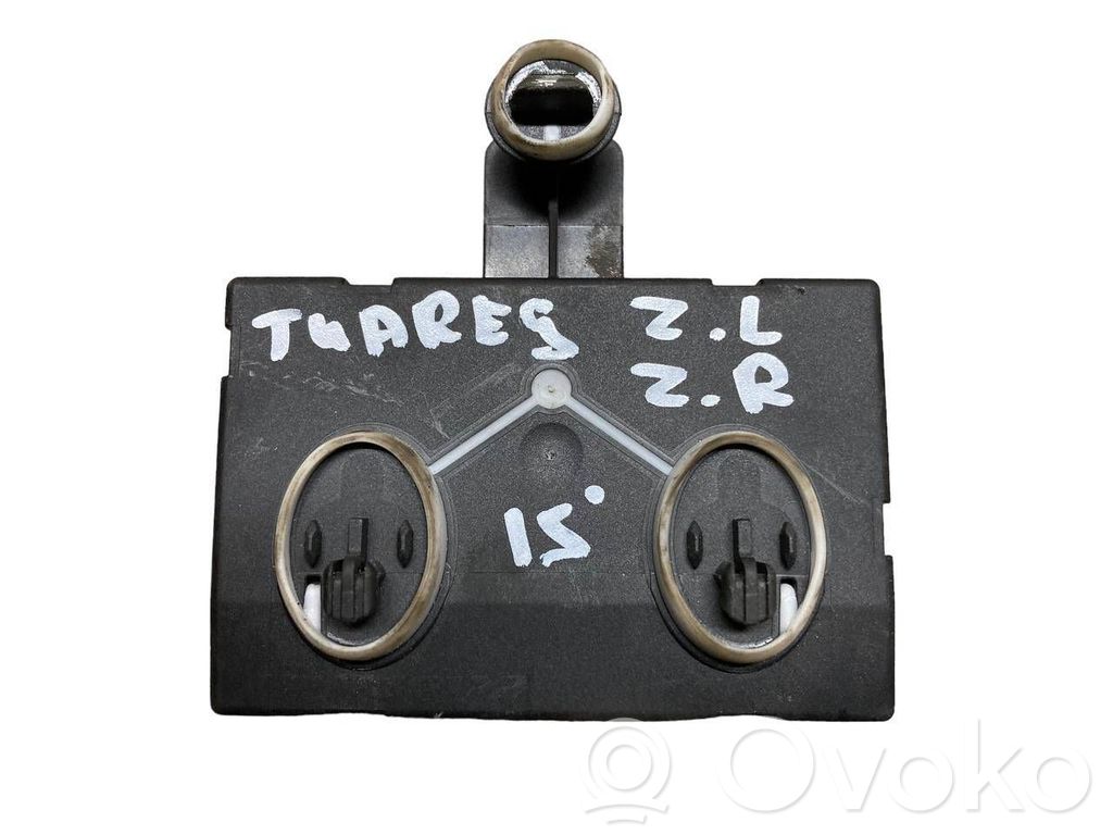 Volkswagen Touareg II Door control unit/module 