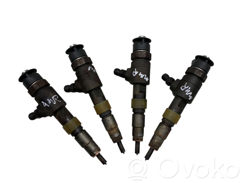 Peugeot Partner Juego de inyectores de combustible 