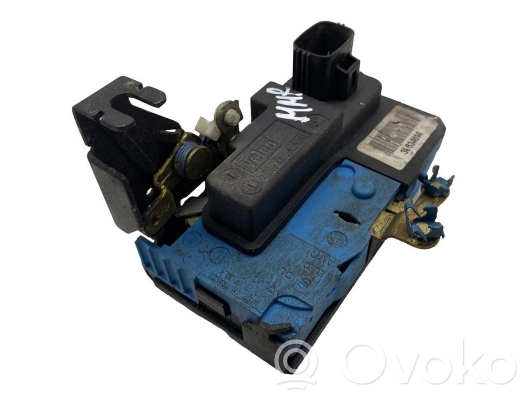 Volvo V70 Cerradura de puerta delantera 