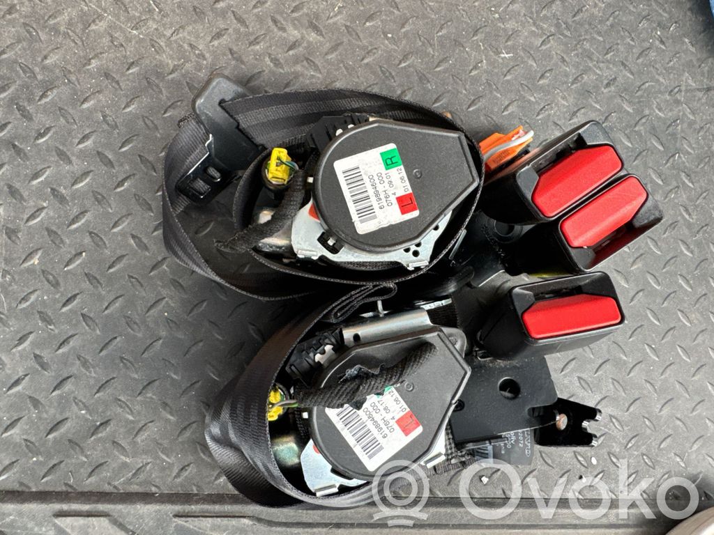 Volvo V40 Cinturón trasero 