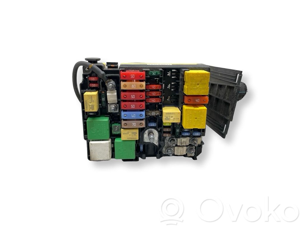 Citroen C4 Grand Picasso Fuse module 