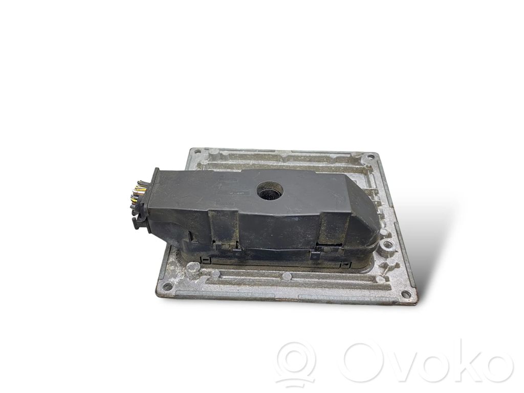 Engine control unit/module   4M5112A650HG