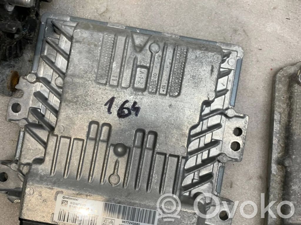 Peugeot 508 Engine control unit/module 