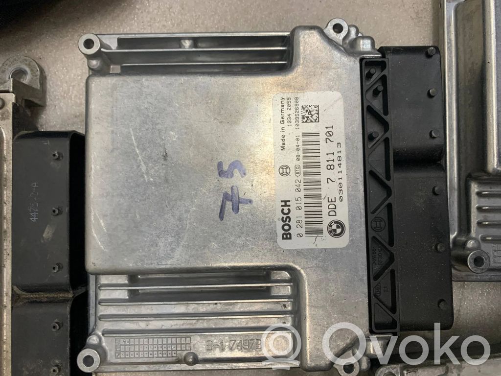 BMW 1 E81 E87 Unidad de control/módulo del motor 