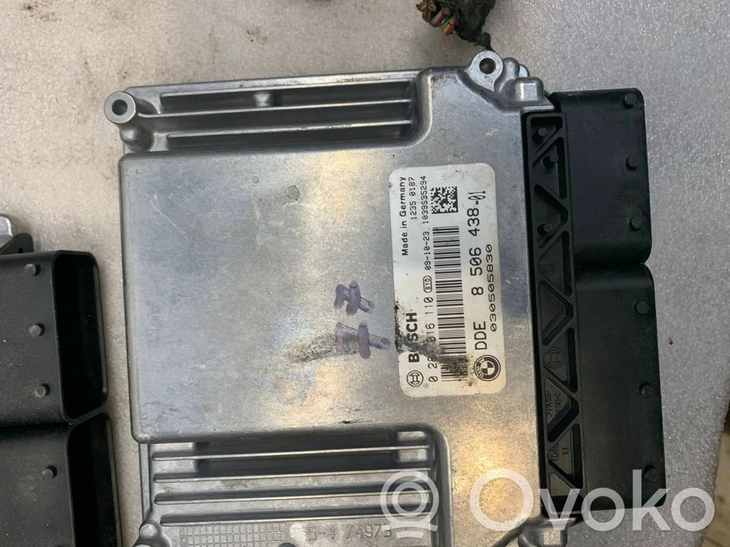 BMW 5 E60 E61 Engine control unit/module 