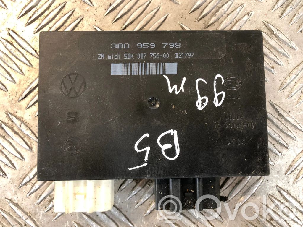 Volkswagen PASSAT B5 Module confort 
