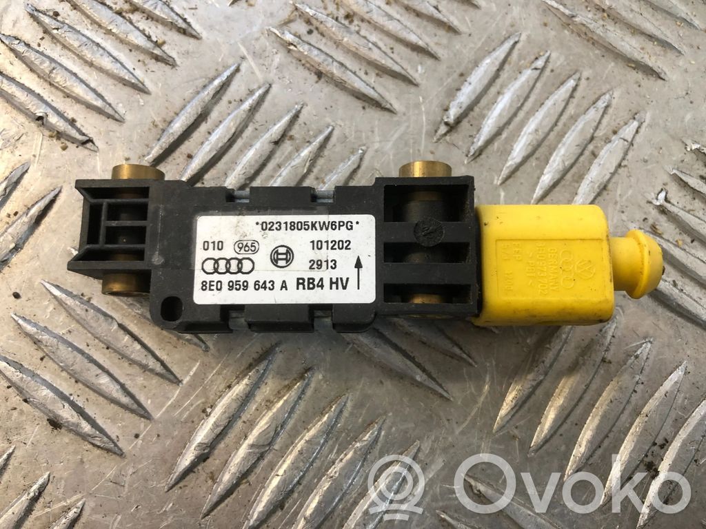 Czujnik uderzenia Airbag   8E0959643A,101202,0231805KW6PG