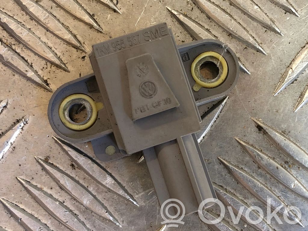 Volkswagen Golf VI Airbagsensor Crashsensor Drucksensor 