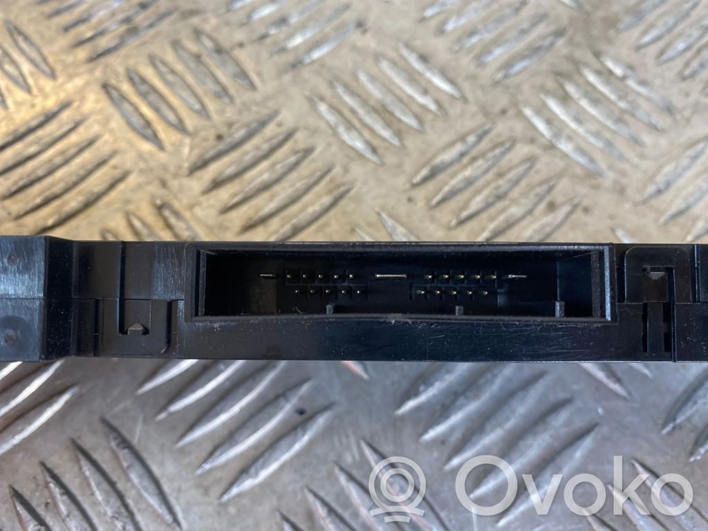 BMW 5 E39 Interruptor de calefacción del asiento 
