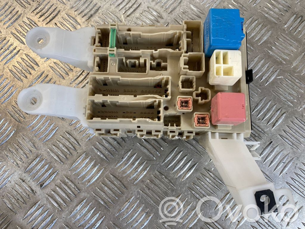 Toyota Verso Módulo de fusible 