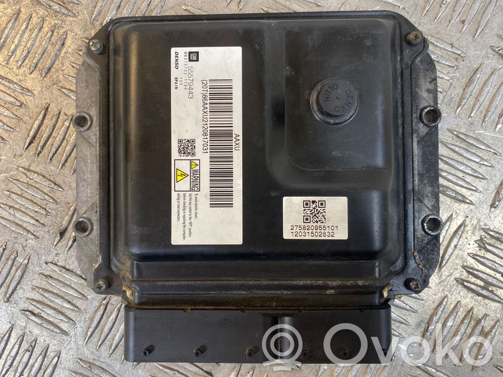 Opel Astra J Engine control unit/module 