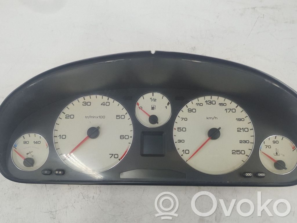 Peugeot 607 Tachimetro (quadro strumenti) 