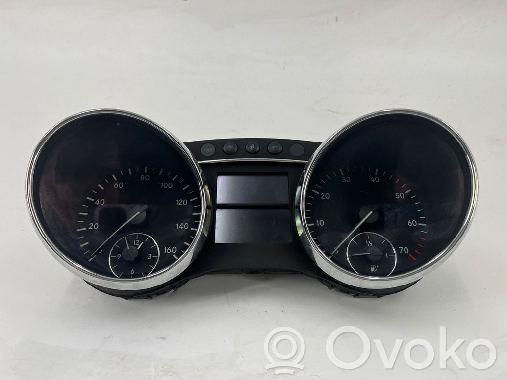 Mercedes-Benz R W251 Tachimetro (quadro strumenti) 
