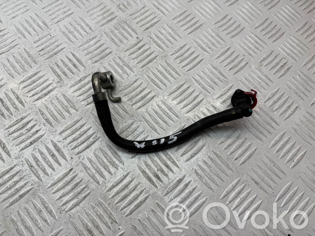 Toyota Corolla Verso AR10 Linea/tubo di alimentazione iniettore del carburante 