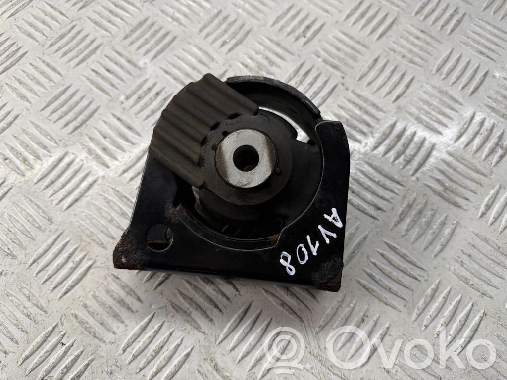Toyota Avensis T270 Supporto di montaggio del motore 