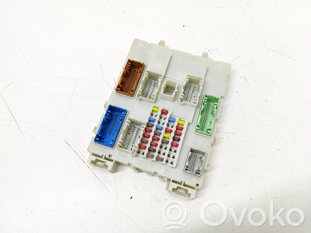 Volvo V40 Mukavuusmoduuli 