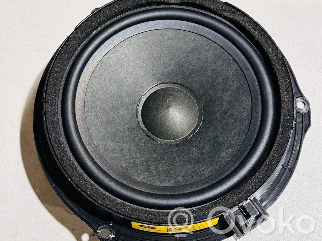Land Rover Evoque I Enceinte de porte arrière